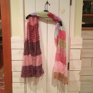 Multicolored scarf